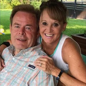 Meet your Posher, Delis